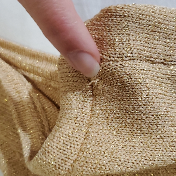 ST JOHN BASICS by Marie Gray gold knit top - Picture 9 of 9